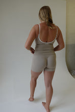 Load image into Gallery viewer, LATTE SHORTS