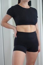 Load image into Gallery viewer, LUXE SHORTS BLACK
