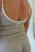 Load image into Gallery viewer, LATTE VEST
