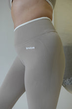 Load image into Gallery viewer, LATTE LEGGINGS

